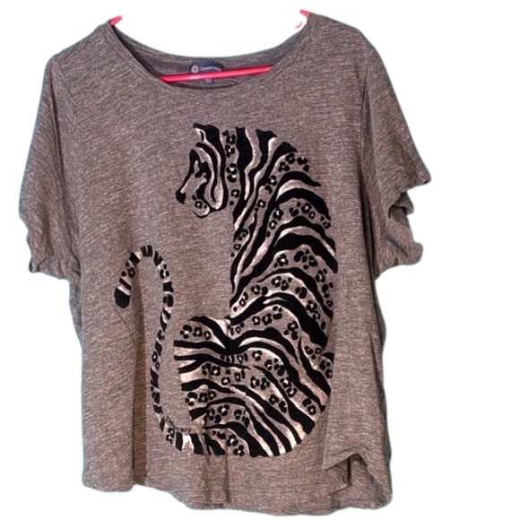 Democracy Tops - Democracy Heather Gray Top with Black Design